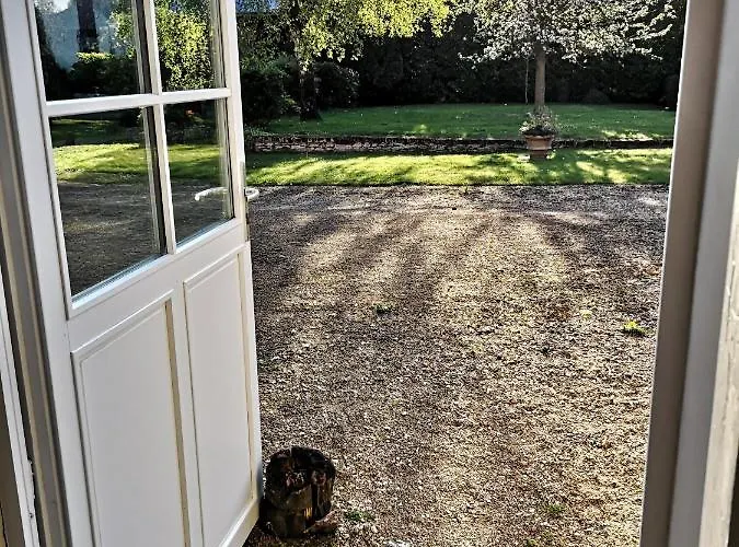 La Ferme De Valeuse Bed & Breakfast 3*