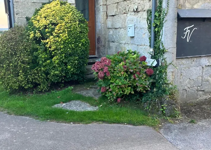 La Ferme De Valeuse Bed & Breakfast 3*