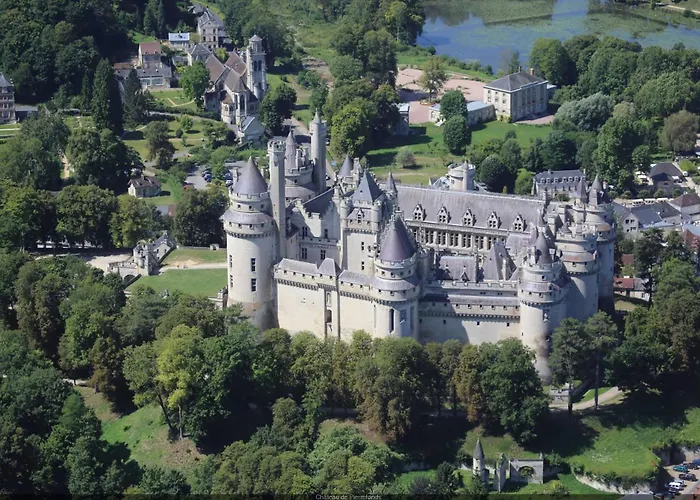 La Ferme De Valeuse Bed & Breakfast 3*